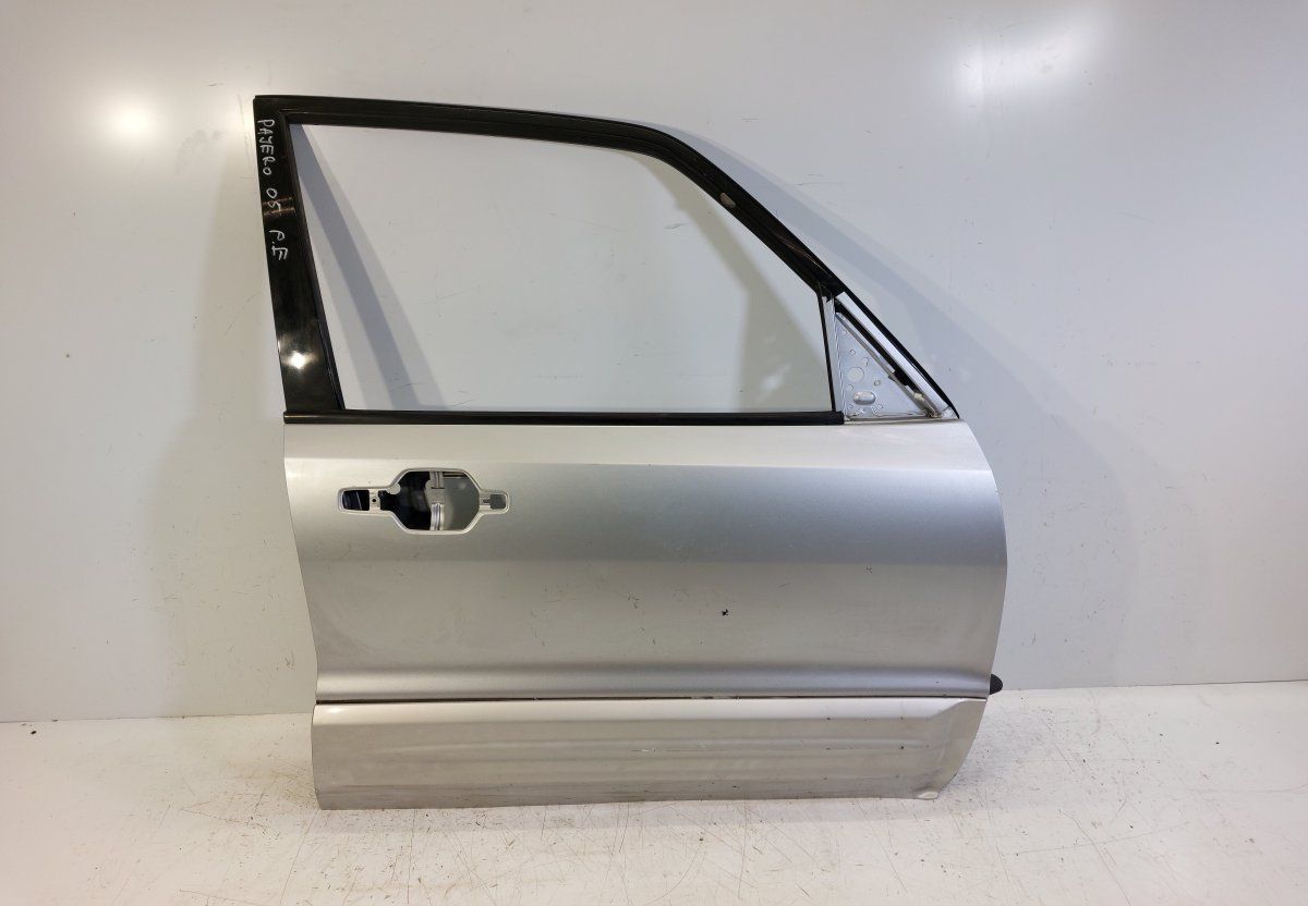 Door Front Right MITSUBISHI PAJERO III (V60, V70) (2000-2007)