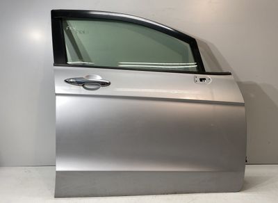 Дверь передняя правая HONDA FR-V (2004-2009)