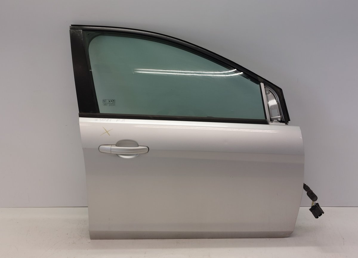 Ford Focus Door Front Right P8M51-A20124-AE P8M51A20124AE Door Front Right ...