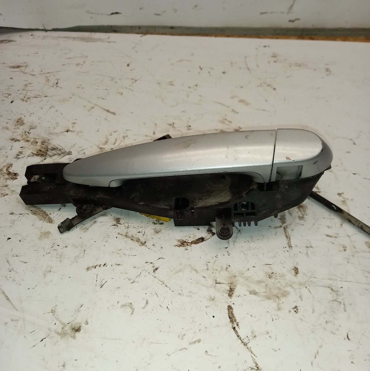 BMW X5 (E70) Door Handle Exterior Rear Left 51217137053 7137053 51225A8E2B1 51225A8E2B2 Doo...