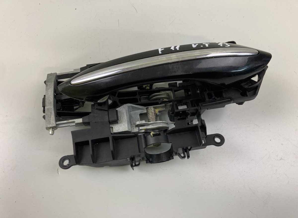 BMW 5 (F10 / F11) Door Handle Exterior Rear Left X3718722712 Door Handle Exterior Rear Left BMW ...