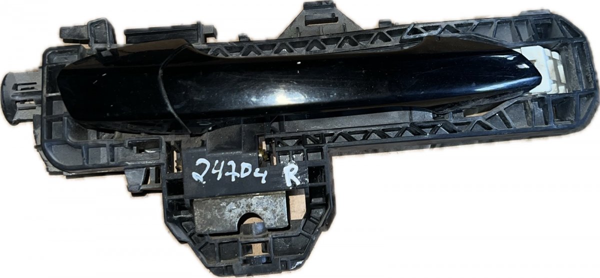 Mercedes-Benz C (W204) Door Handle Exterior Front Right Door Handle Exterior Front Right MERCEDES-BENZ ...