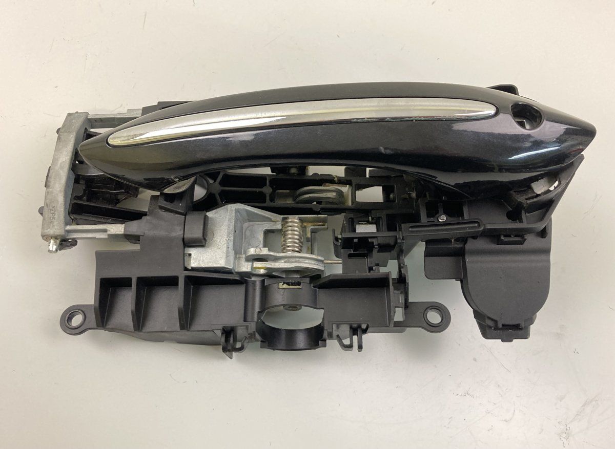 X1720745109 Door Handle Exterior Front Left BMW 5 (F10, F11) (2010-2017)