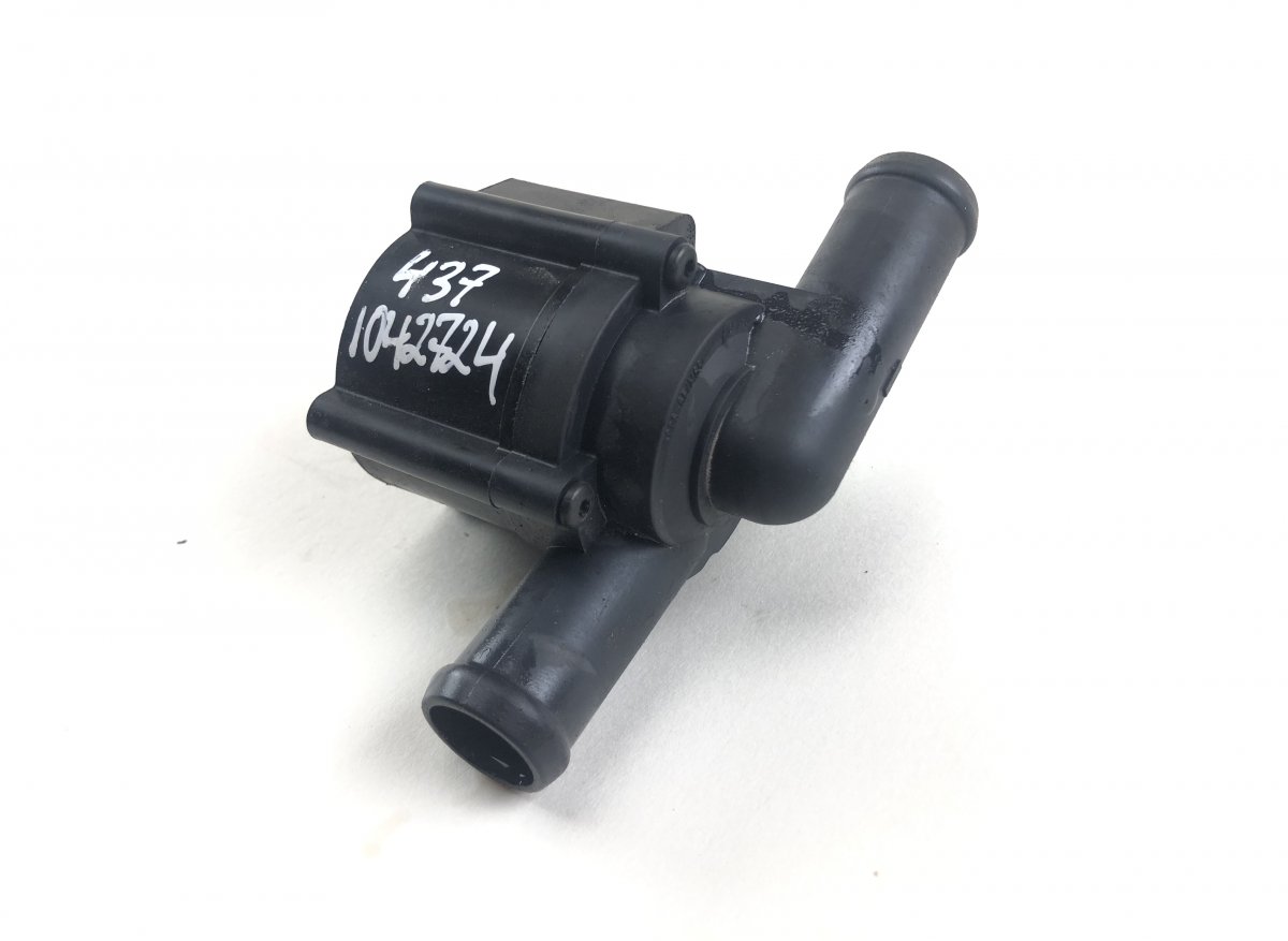 Land Rover Range Rover Sport (L494) Coolant Circulation Pump LR039070 Coolant Circulation Pump LAND ROVER RA...