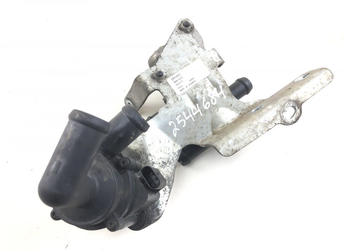 Volvo XC40 / EX40 Coolant Circulation Pump 32222113 Coolant Circulation Pump VOLVO XC40 / ...