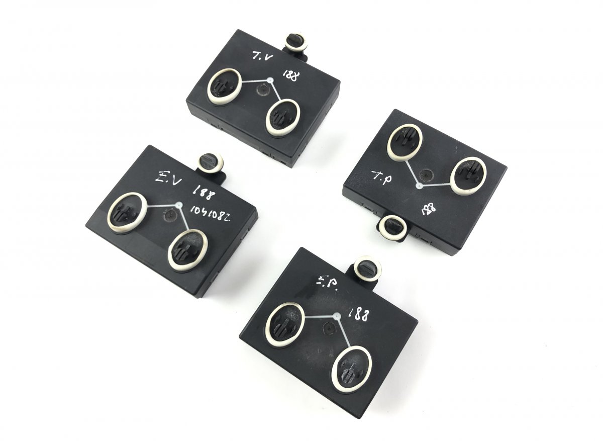 Audi A6 (C6) Door control unit front left 4G8959793D 4G8959792D 4G8959795D Door control u...