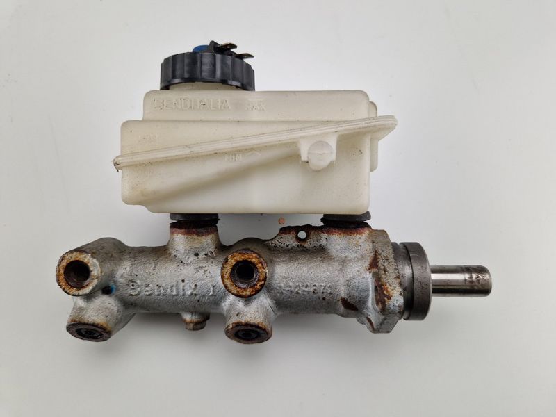 377400104 377430112 Bremžu servo / galvenais cilindrs, cits MASERATI QUATTROPORTE II (03.94-)