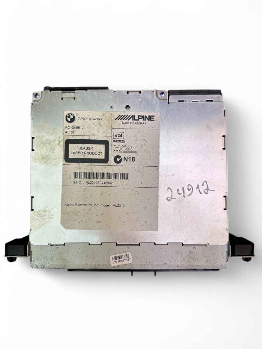 BMW 5 (F10 / F11) Cd changer 65129316173 65129364121 032025 CD  Changer BMW ...