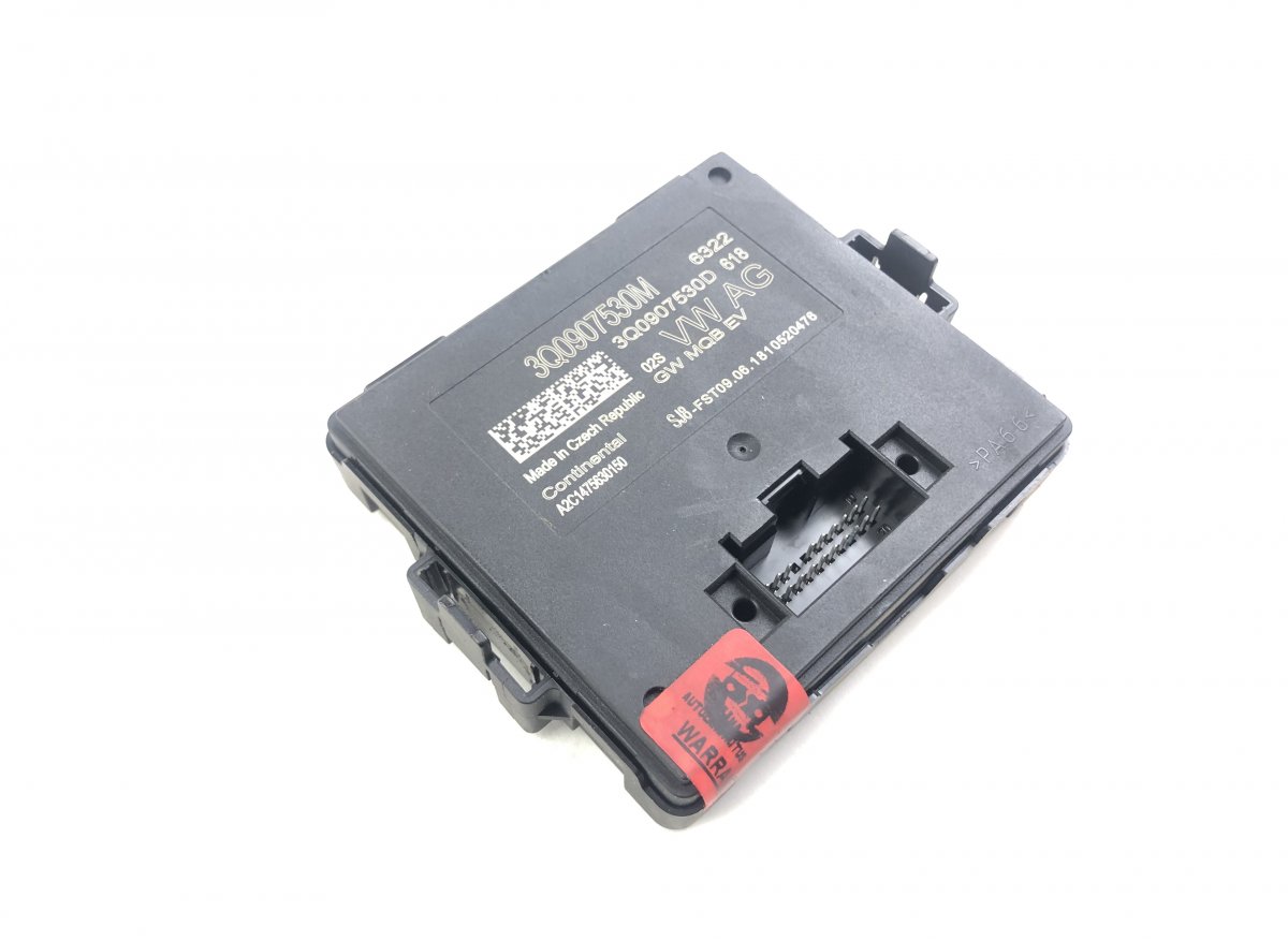 Volkswagen Passat (B8) Central gateway module A2C1475630150 Central gateway module VW PASSAT ...