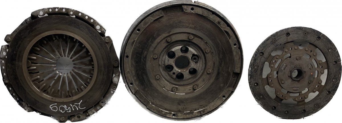 Mazda 3 (BK) Clutch set Y60116490A Y60116610A Clutch set MAZDA 3 I (BK)...