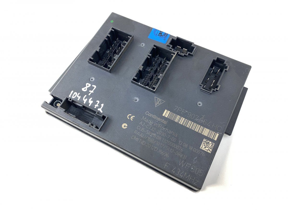 958907064K Comfort Module (CCM) PORSCHE CAYENNE II (2010-2017)