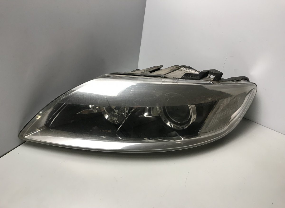 Audi Q7 (4L) esituli (vasak) 4L0941003B Headlight left AUDI Q7 (4L) (2006-20...