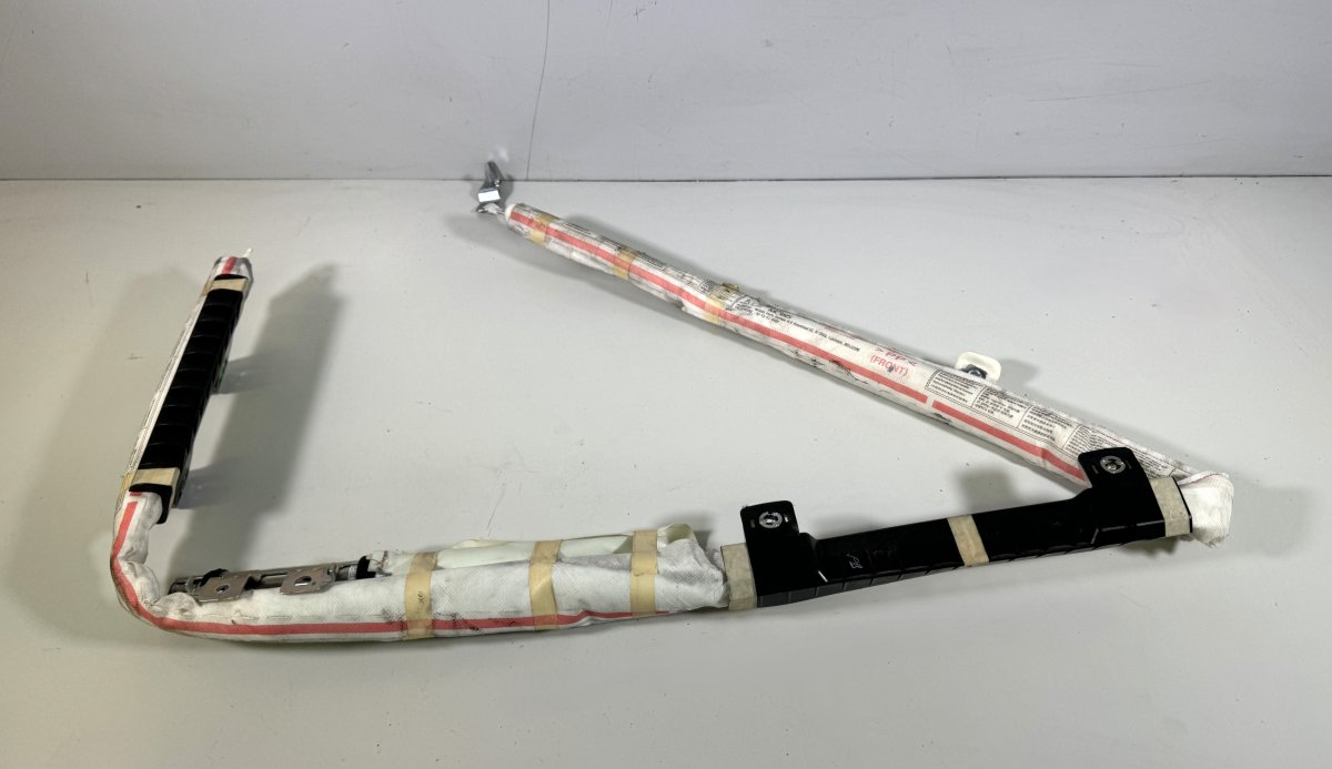 Hyundai i20 Head/roof/curtain airbag right 85020C7000 Head/roof/curtain airbag right HYUND...