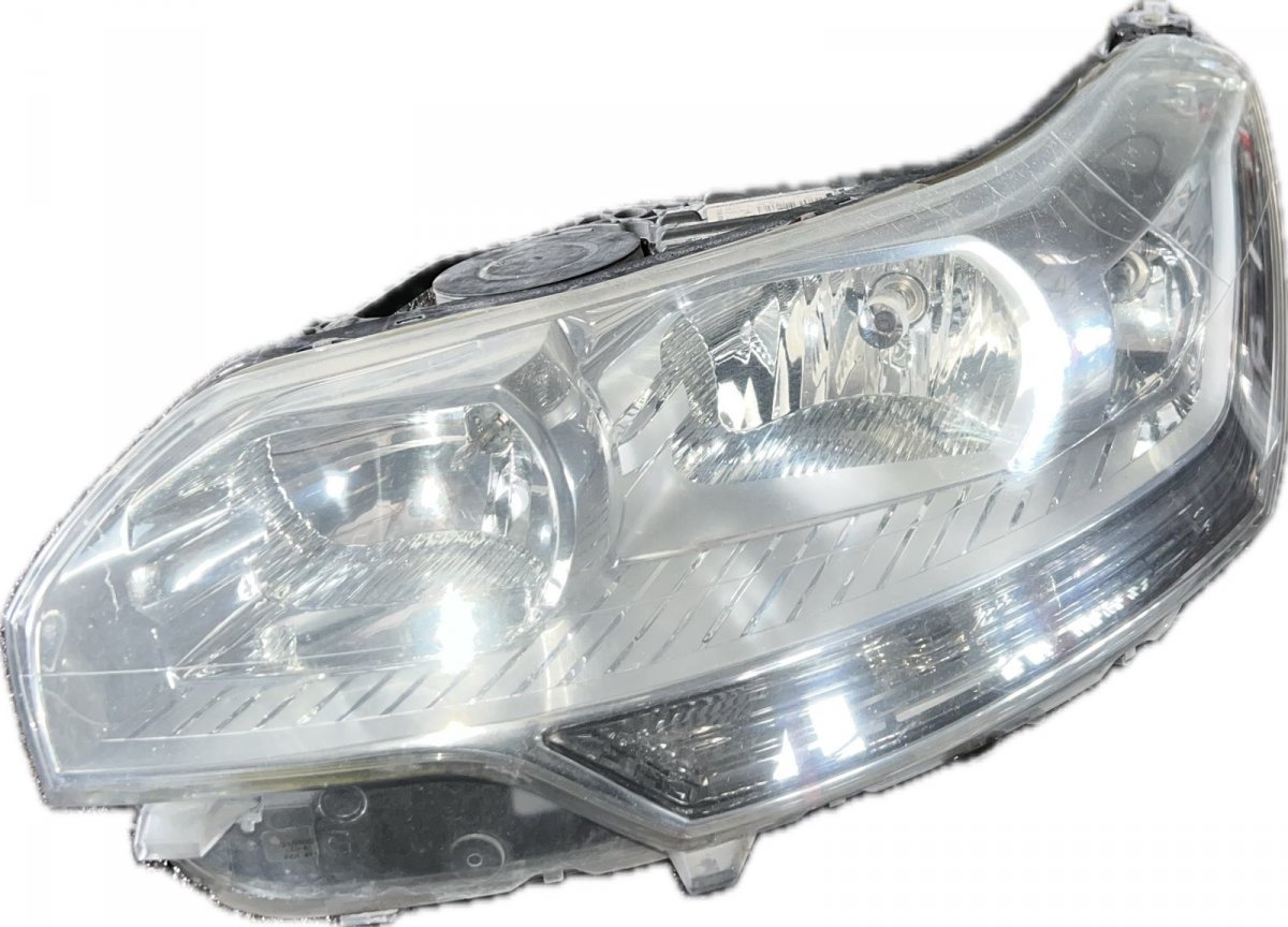 Citroen C5 headlight left Headlight left CITROËN C5 II (2008-2019)

Part ...