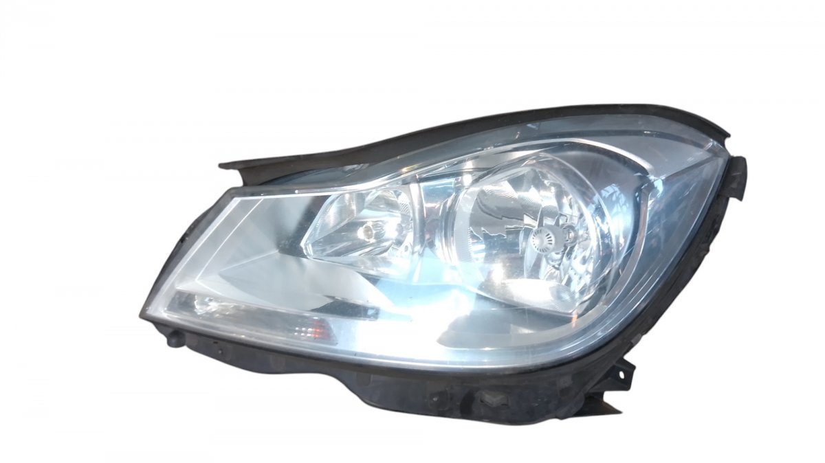 Mercedes-Benz A (W169) ajovalo (vasen) 030127060100 Headlight left MERCEDES-BENZ C-CLA...