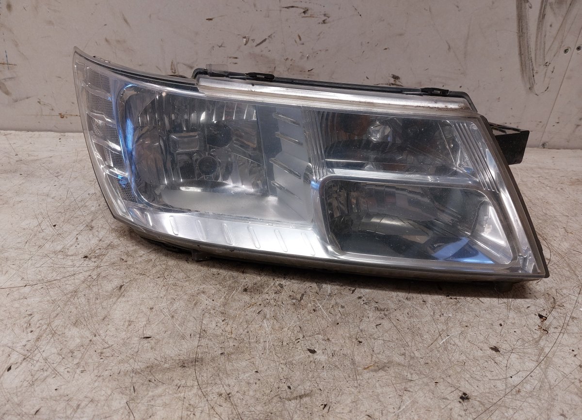 Dodge Journey headlight right Headlight right DODGE JOURNEY (2008-2020)

Part...