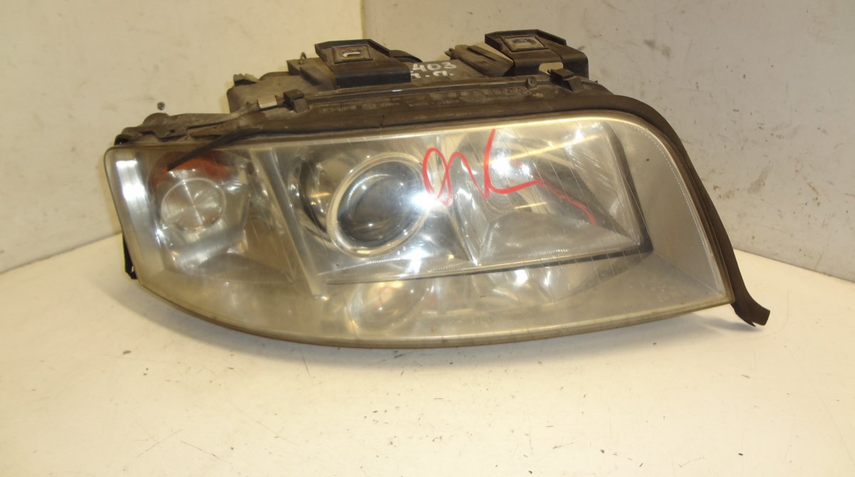 Audi A6 (C5) esituli (parem) 155930-00 15593000 Headlight right AUDI A6 / A6...