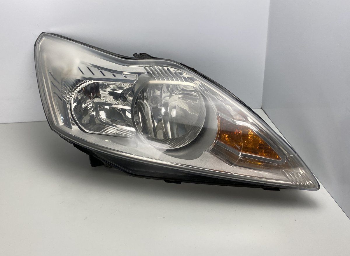 8M5113W029AH Headlight right FORD FOCUS II (2004-2012)
