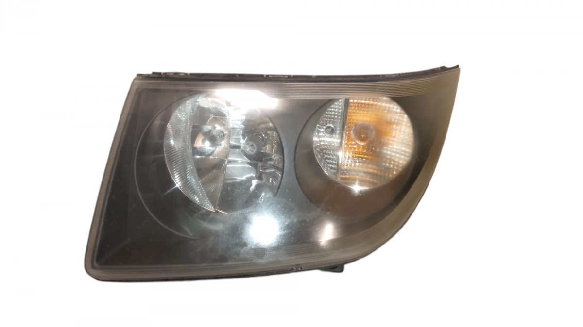 Volkswagen Crafter ajovalo (oikea) HVW9068200161 Headlight right VW CRAFTER I (2E)...