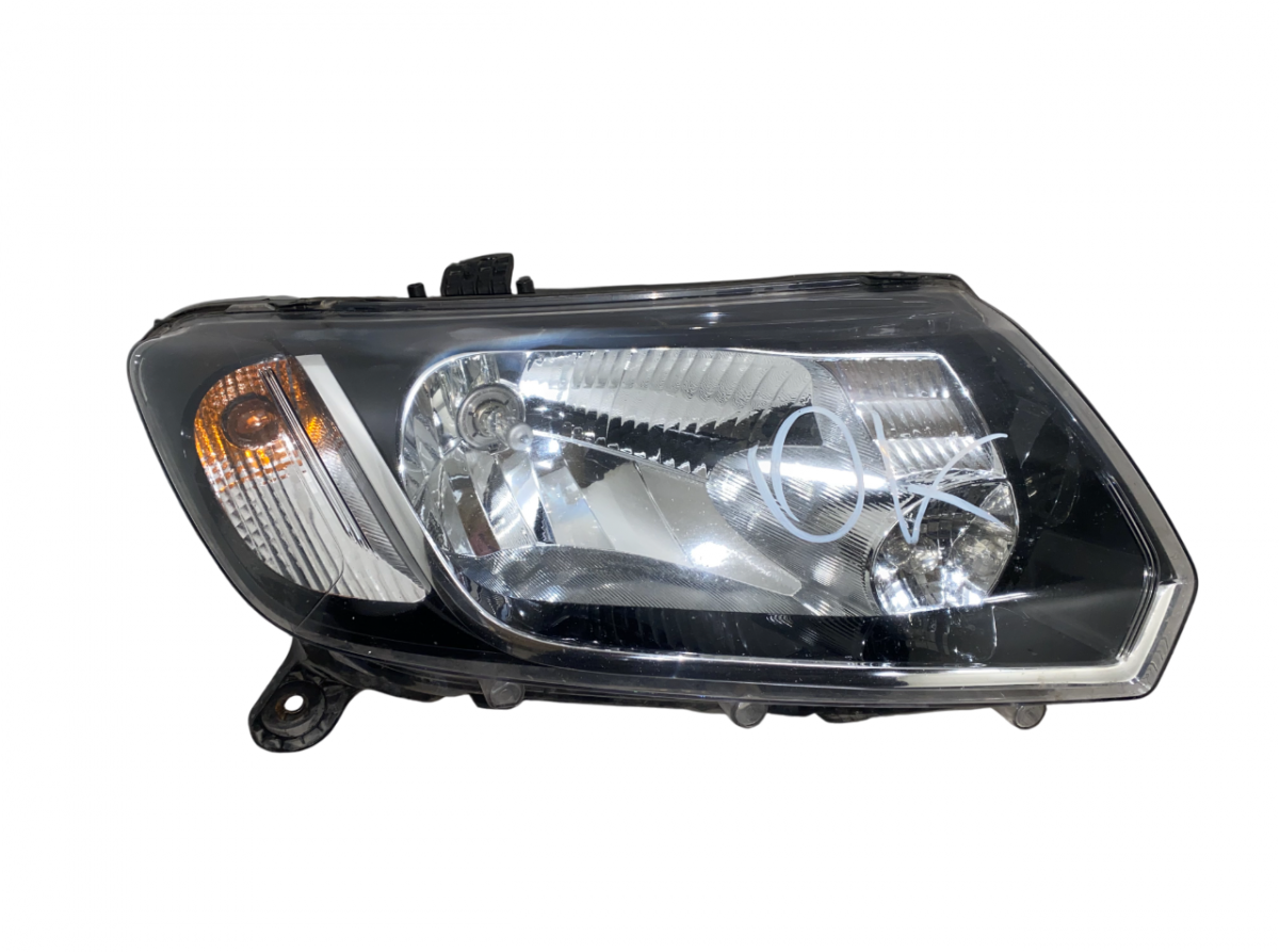 Dacia Logan передняя фара (правая) 89045709 Headlight right DACIA LOGAN II (2012-2...