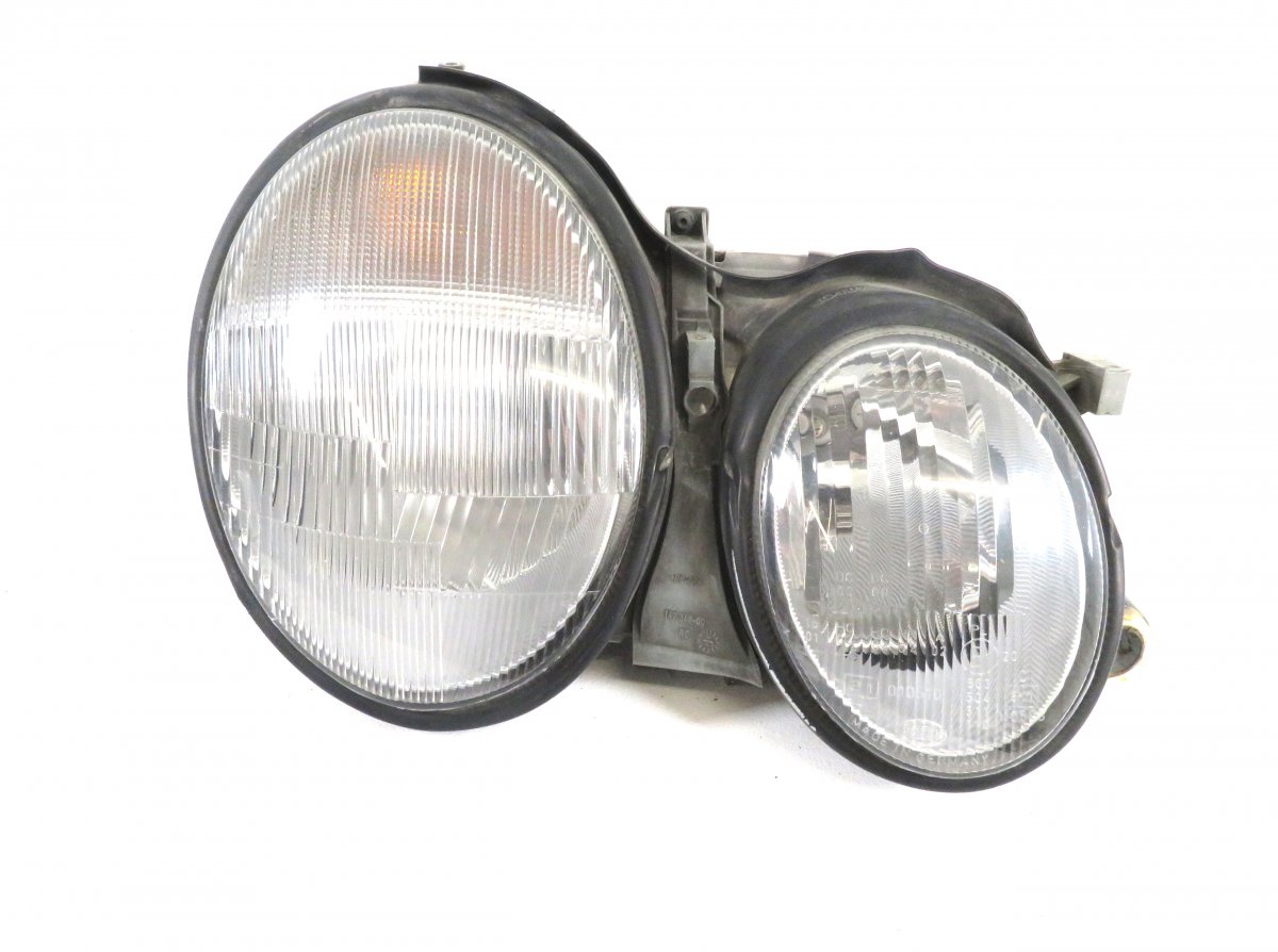 Mercedes-Benz CLK (W208) передняя фара (правая) A2088200261 Headlight right MERCEDES-BENZ CLK (...