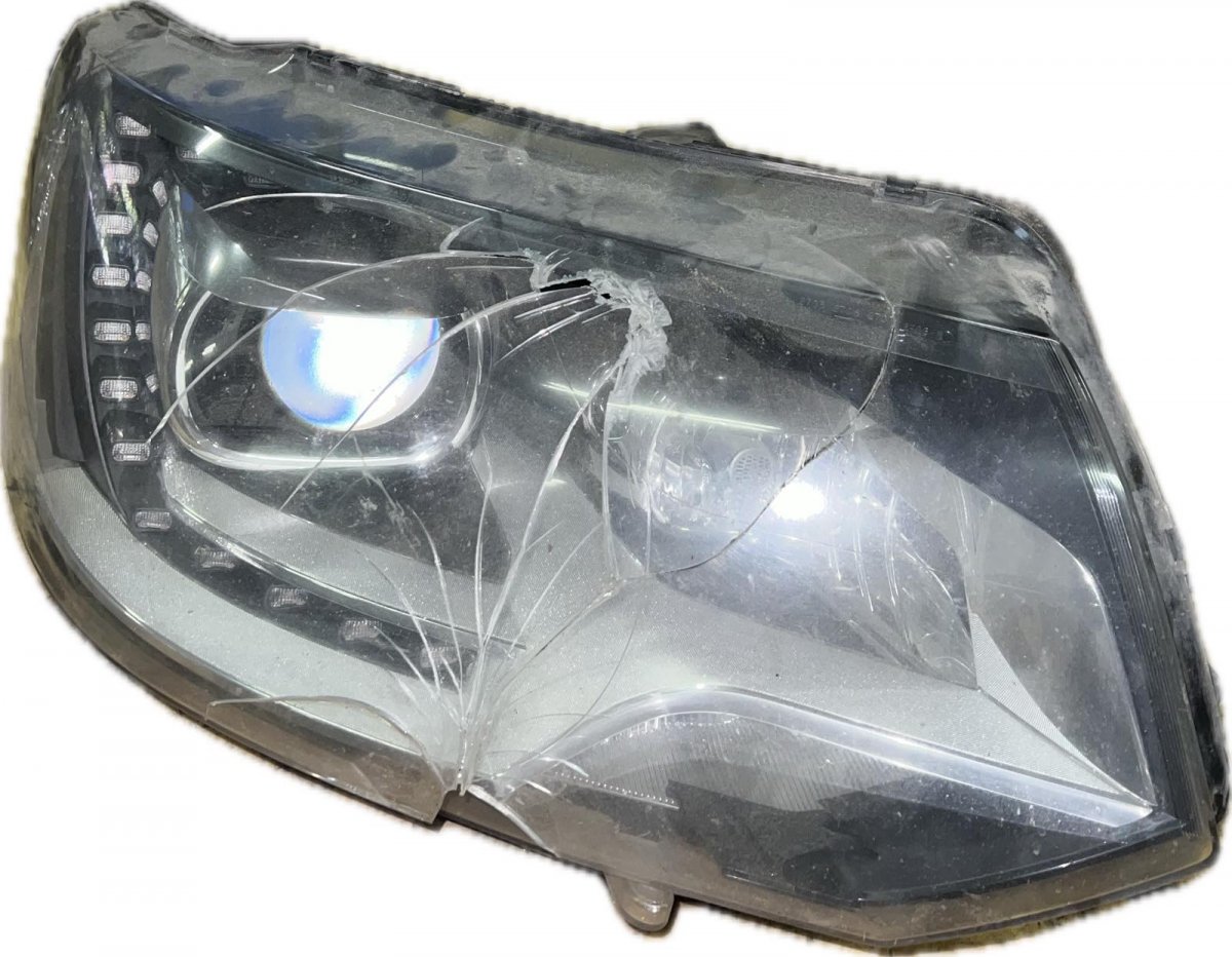 Volkswagen Transporter (T5, Caravelle, Multivan) передняя фара (правая) 7E5941016B Headlight right VW TRANSPORTER T5 / ...