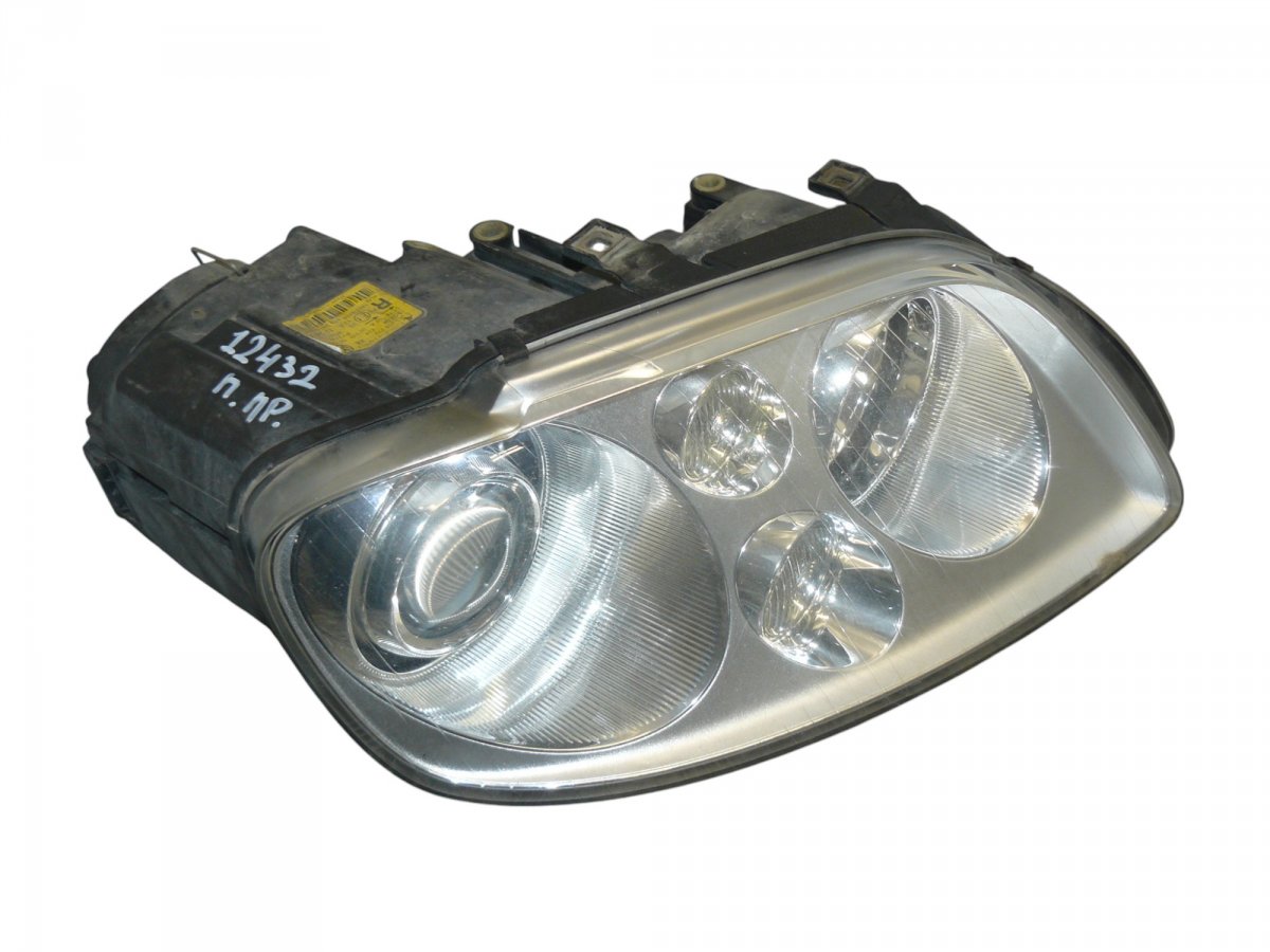 Volkswagen Touran ajovalo (oikea) 0301205272 Headlight right VW TOURAN (1T1, 1T2)...