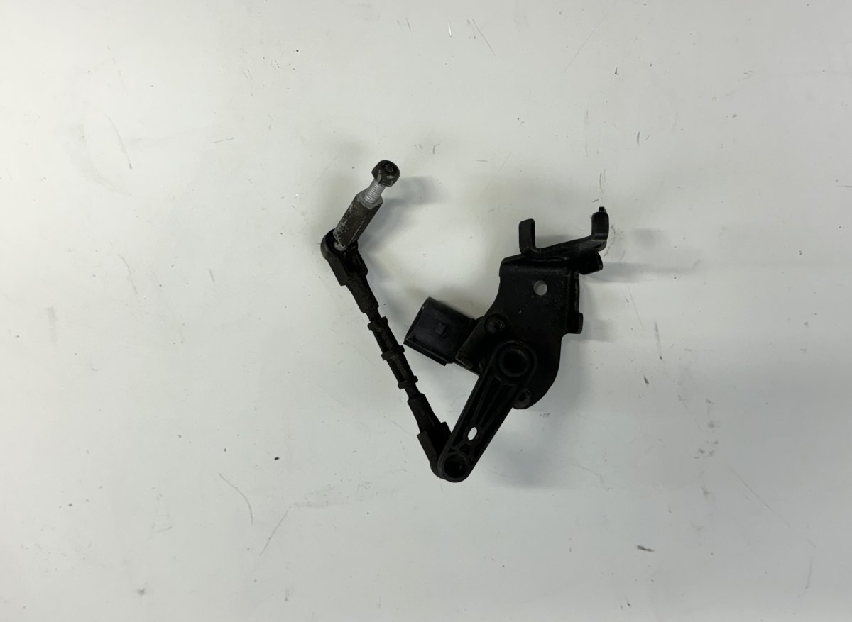 Audi A4 (B8) Headlights hight sensor 4M0907504A Headlights hight sensor AUDI A4 (8W,...