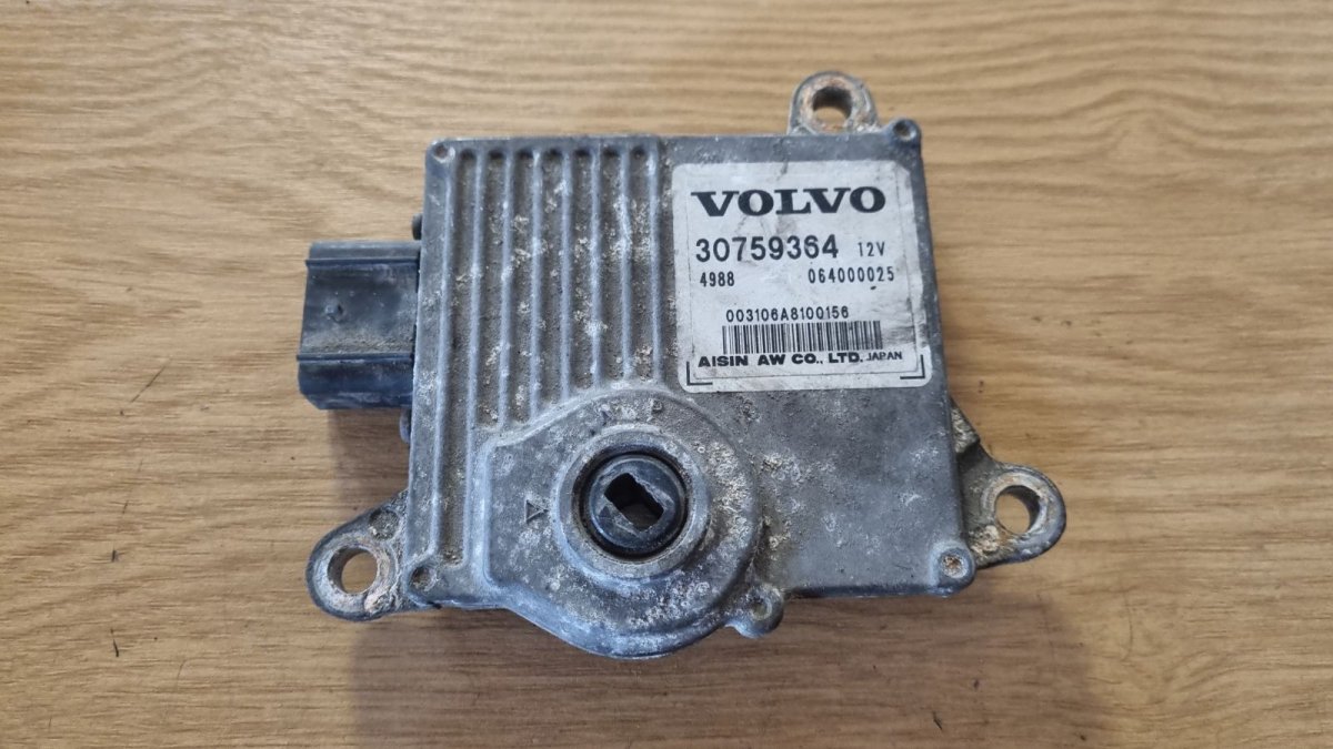 Volvo V70 Gearbox Control Unit Gearbox Control Unit VOLVO V70 II / XC70 I (P80...