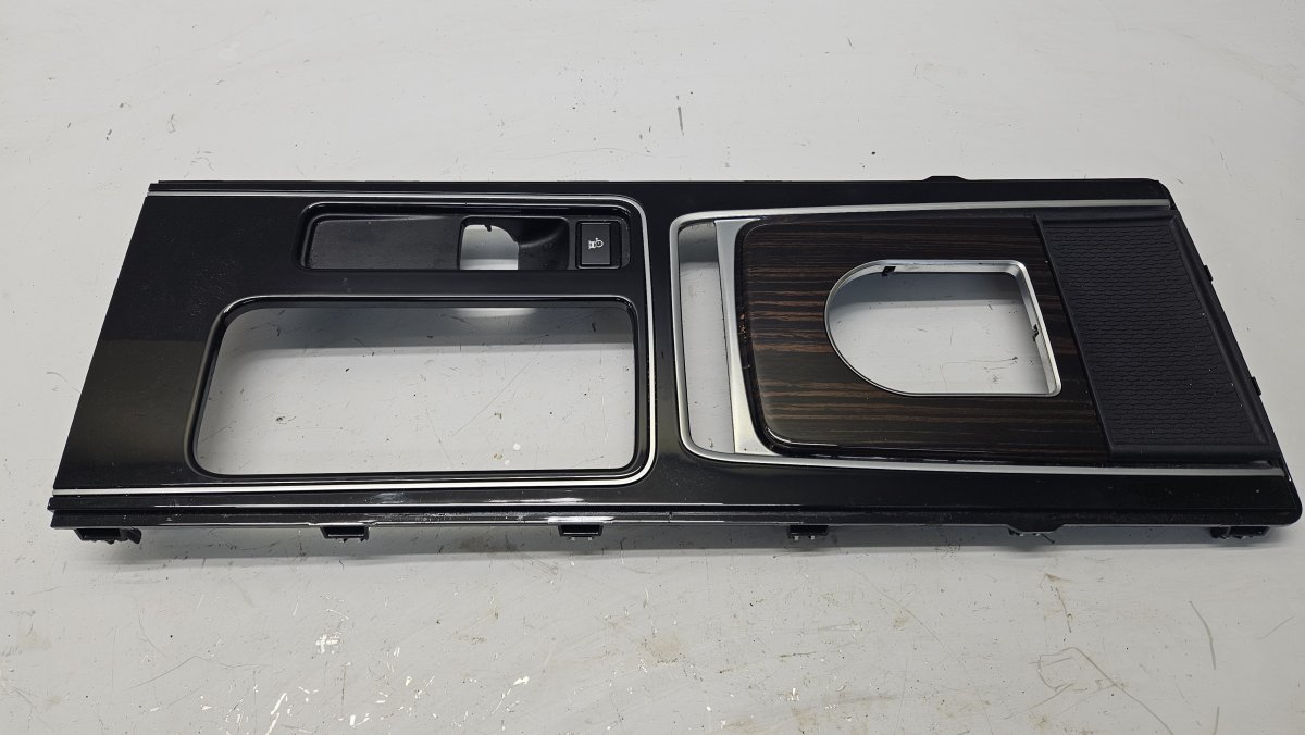 Jaguar XF Gearshift lever cover