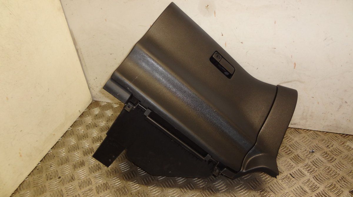 Glove Compartment Compl. NISSAN X-TRAIL II (T31) (2007-2013)