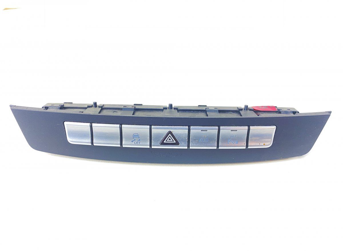 A1668702010 Hazard switch MERCEDES-BENZ ML-CLASS (W166) (2011-2015)