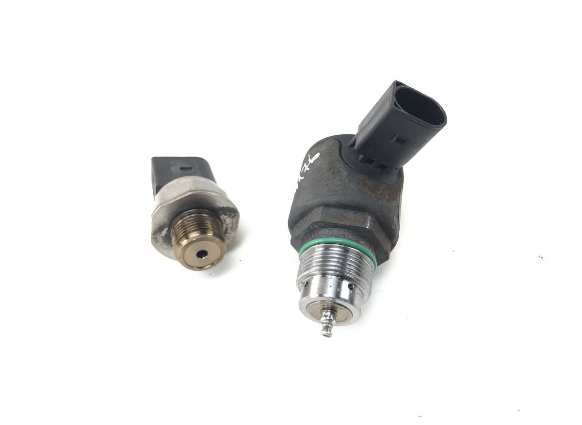 Volkswagen Transporter (T6, Caravelle, Multivan) Fuel pressure regulator set 28523501 Fuel pressure regulator set VW TRANSPO...