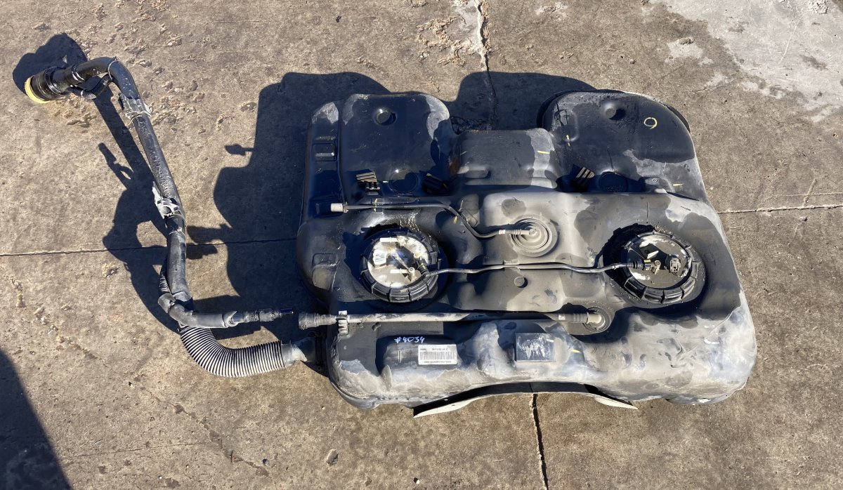 Kia Sorento топливный бак 311002BXXX Fuel Tank KIA SORENTO II (XM) (2009-...