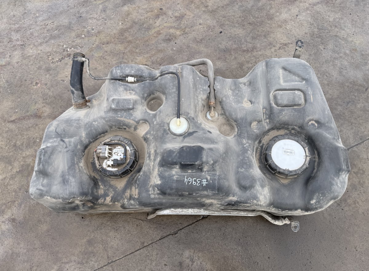 Nissan Qashqai (J11) fuel tank 17205JD00A Fuel Tank NISSAN QASHQAI II (J11) (2...
