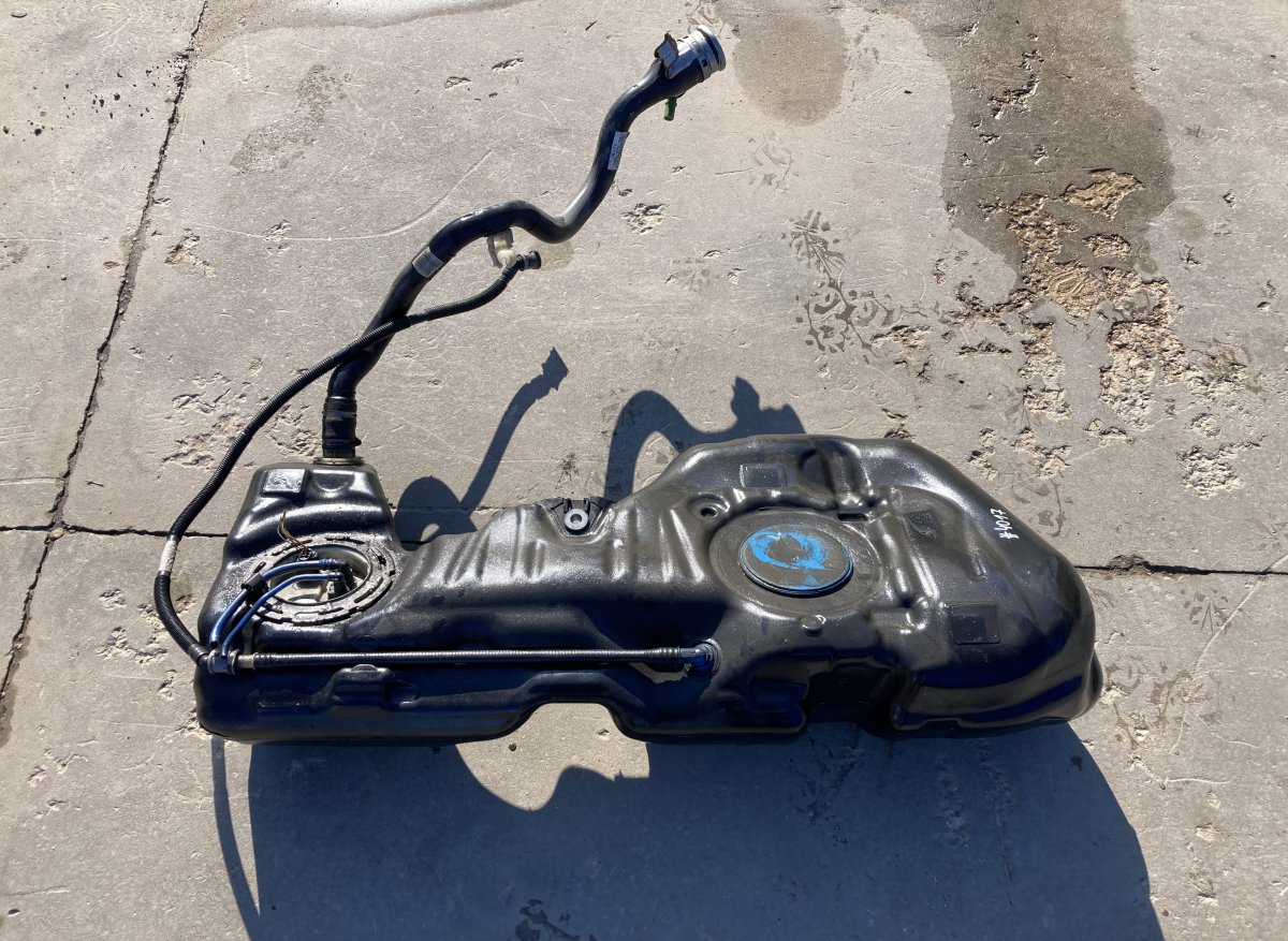 BMW 1 (E81 / E82 / E87 / E88) топливный бак 7326865 Fuel Tank BMW 1 (F20, F21) (2011-2019)
...