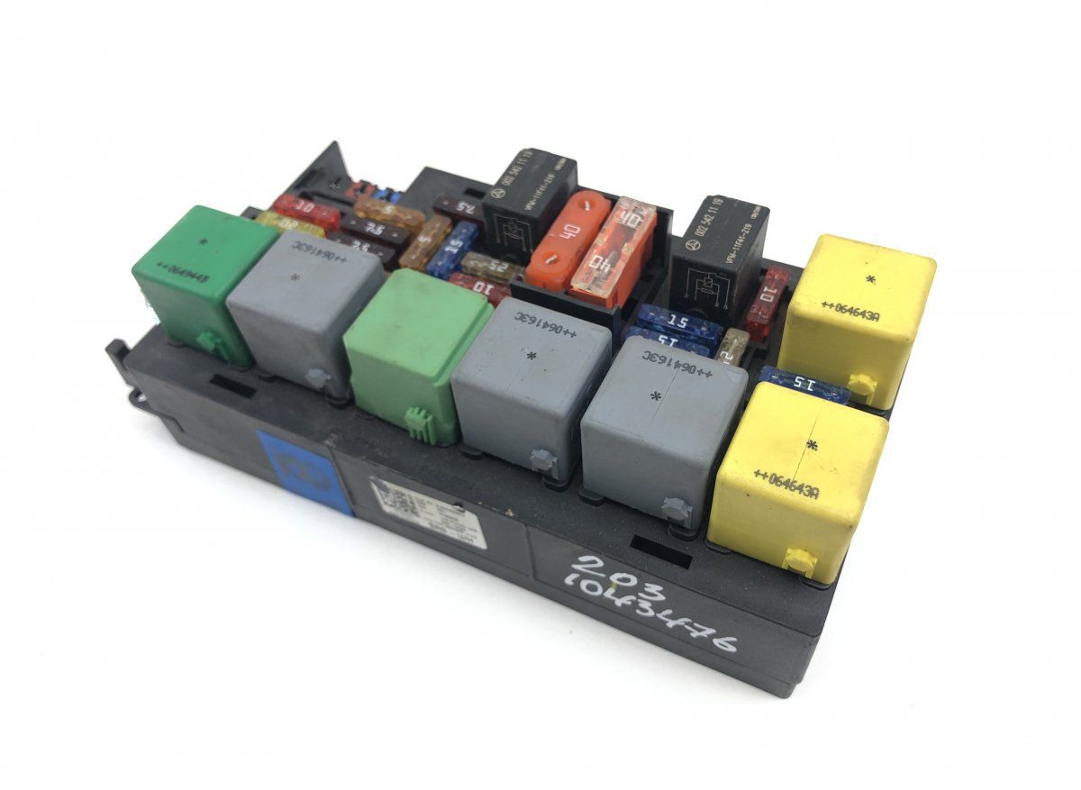 15444546 Fuse box MERCEDES-BENZ GL-CLASS (X164) (2006-2012)