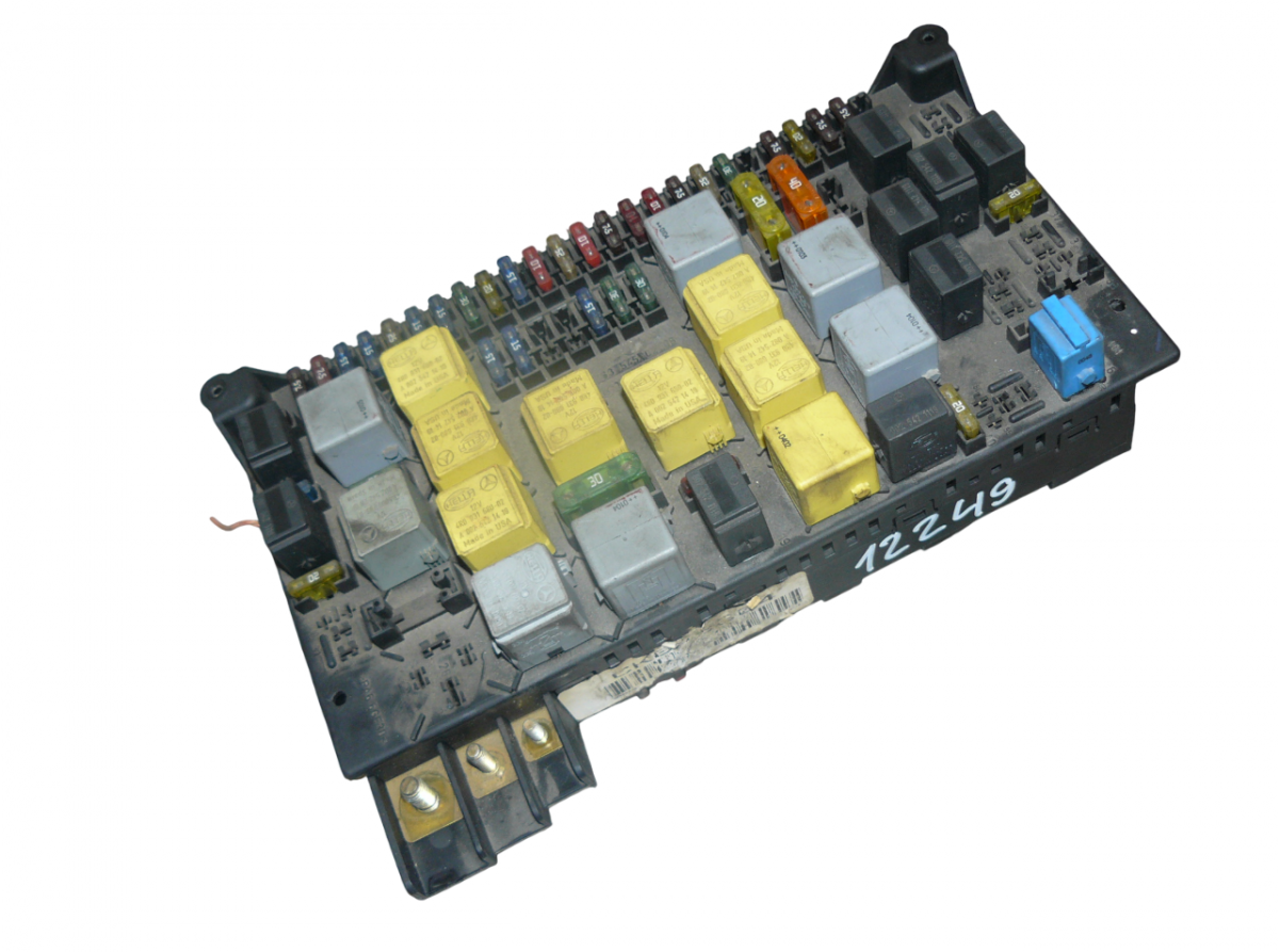 Mercedes-Benz 280SL - 600SL / SL (R129) Fuse box 08200101 Fuse box MERCEDES-BENZ ML-CLASS (W163)...