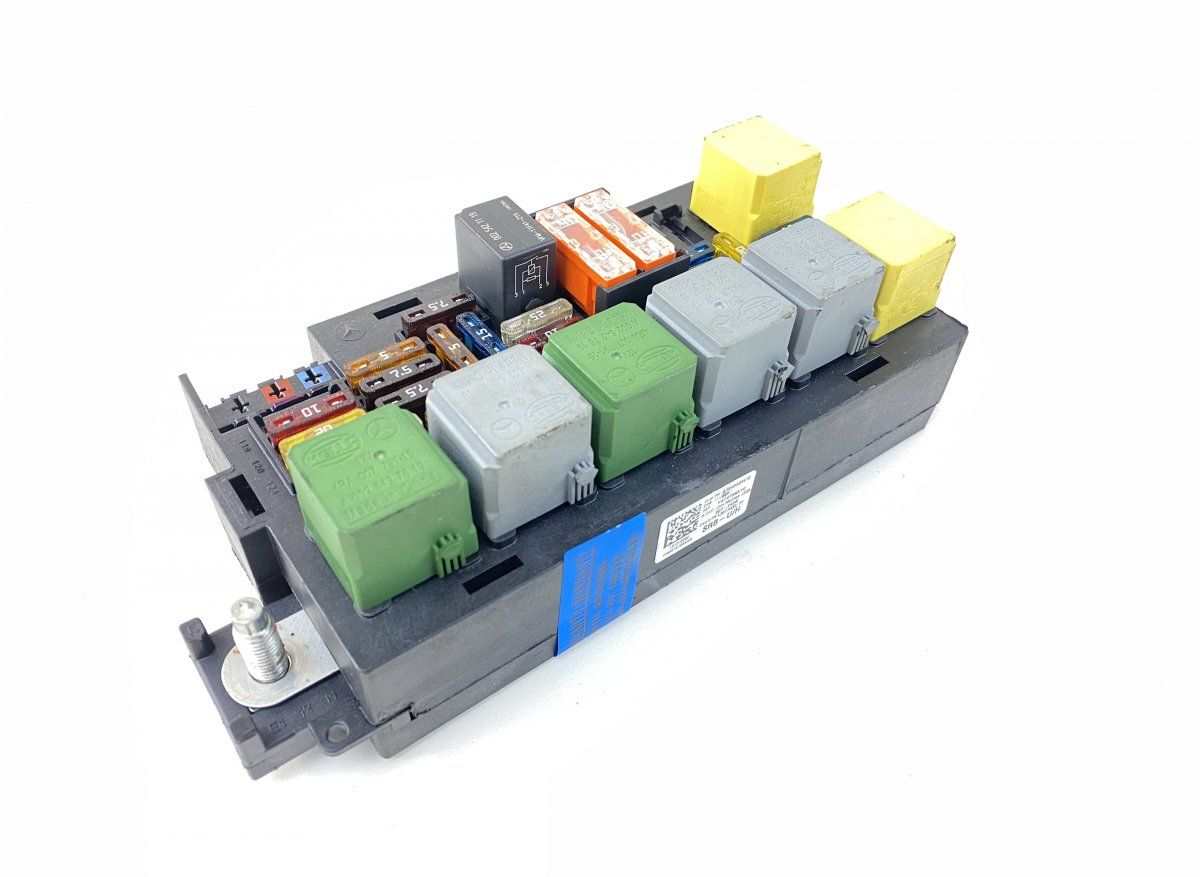 A1645403472 Fuse box MERCEDES-BENZ R-CLASS (W251) (2006-2013)