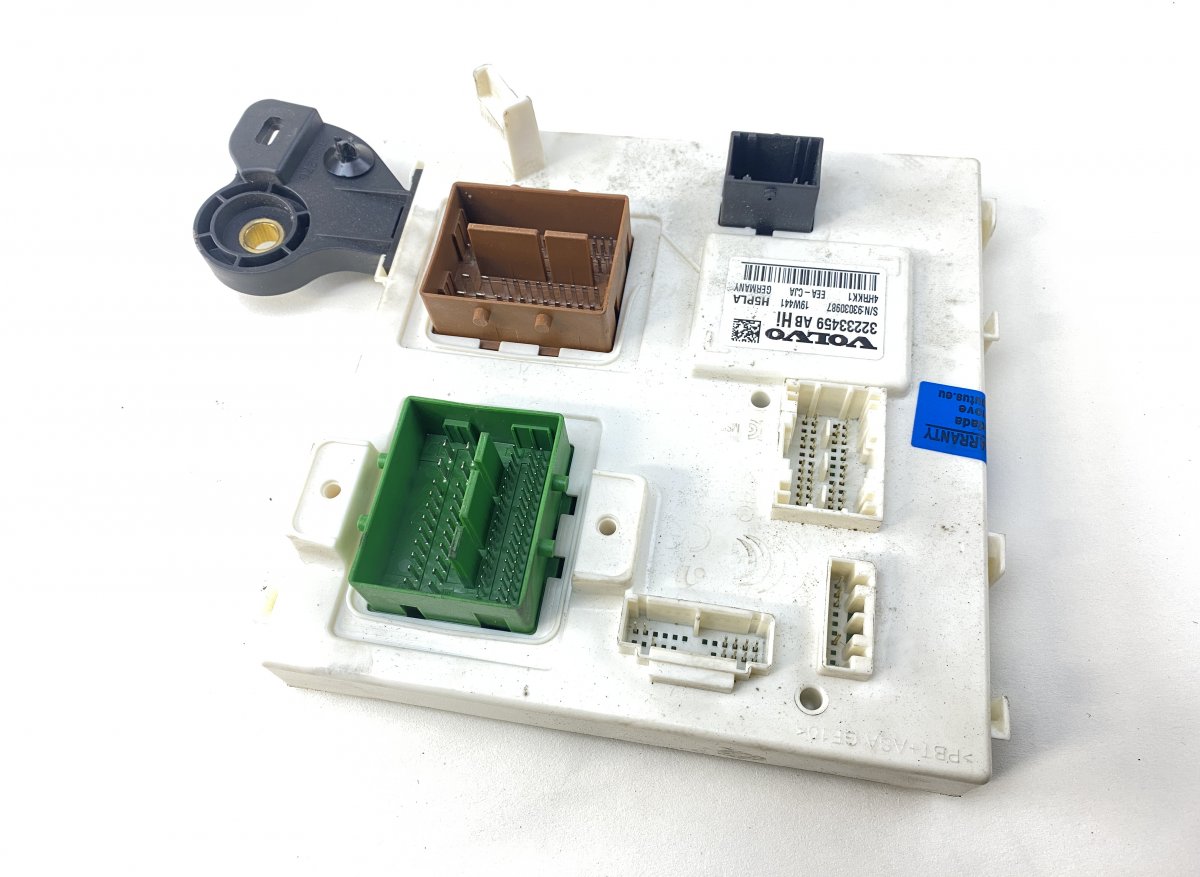 Volvo S60 Fuse box 36010475 Fuse box VOLVO V60 II / S60 III (224, ...