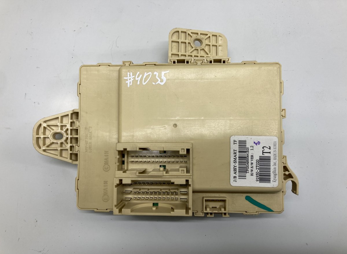 Kia Optima (TF) Fuse box 919502T020 Fuse box KIA OPTIMA III (TF) (2010-2...