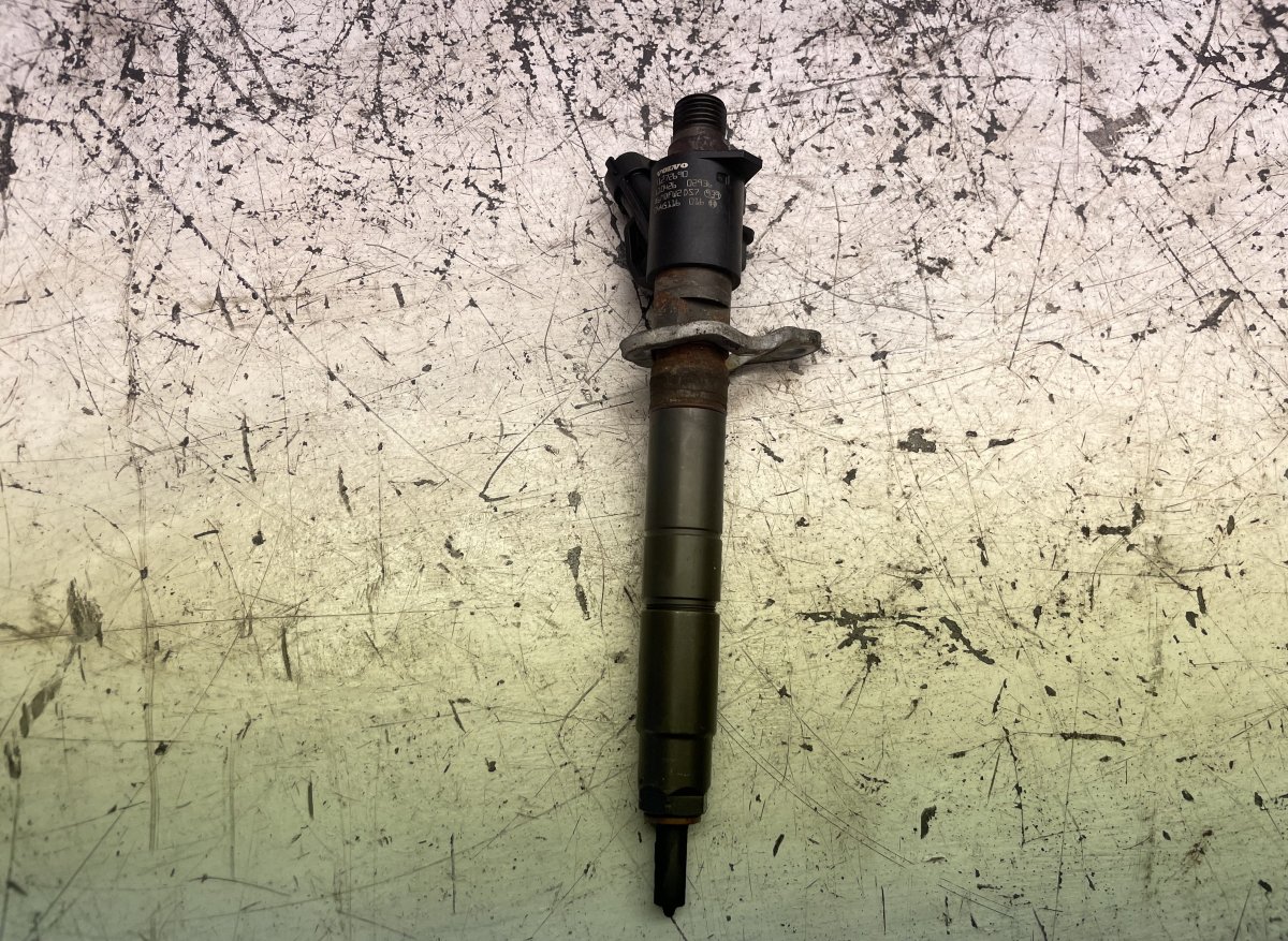 Volvo S60 Fuel Injector Fuel Injector VOLVO S60 II / V60 I (2010-2018)
...
