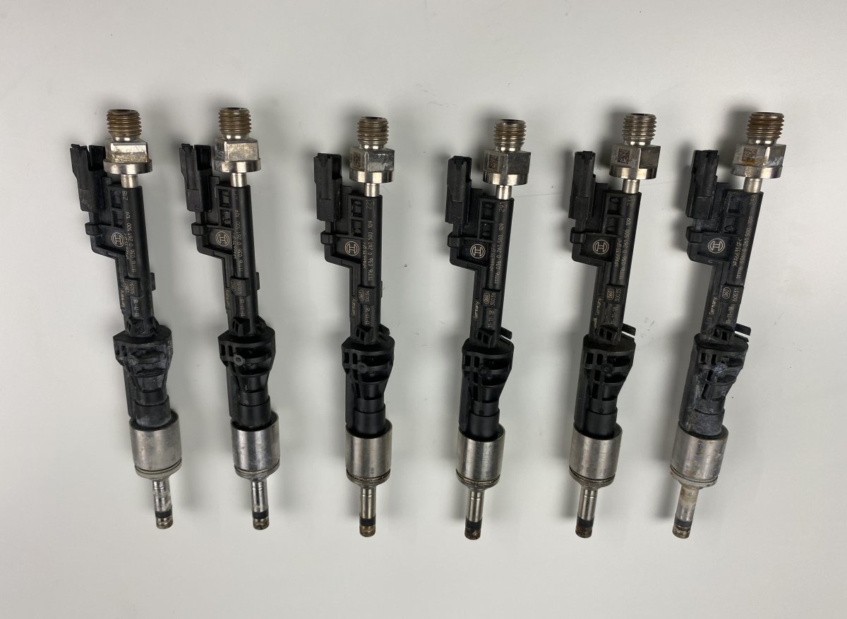 BMW X5 (E70) Fuel Injector 1364759787005 10213541 Fuel Injector BMW X5 (E7...
