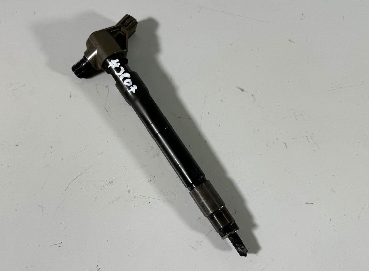 Mazda 3 (BM / BN) Fuel Injector SH01-13-H50 SH0113H50 3C031108 0C11070B 1100070...