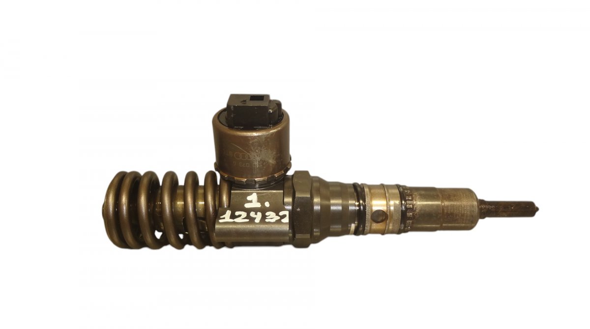Volkswagen Touran Fuel Injector 0414720404 Fuel Injector VW TOURAN (1T1, 1T2) (...