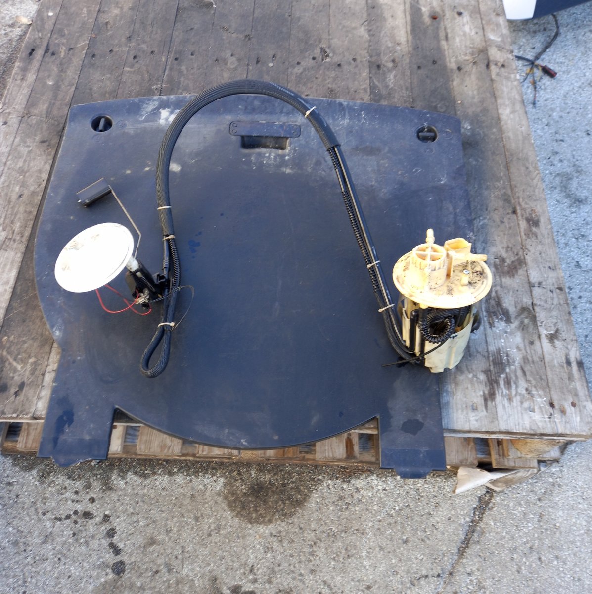 Volvo XC90 Fuel delivery pump