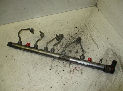 0445216031 0281002949 Degvielas sadalītājs/degvielas sliede BMW 5 (F10, F11) (2010-2017)