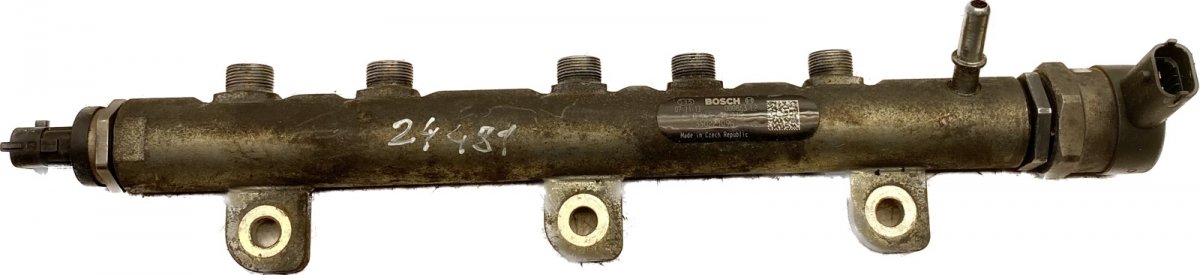 Chrysler Grand Voyager / Town & Country Fuel Distributor / fuel rail Fuel Distributor / fuel rail CHRYSLER VOYAGER V...
