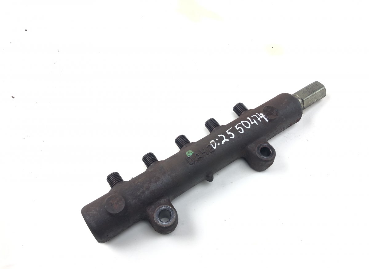 Fiat Fullback Fuel Distributor / fuel rail 1465A433 Fuel Distributor / fuel rail FIAT FULL...