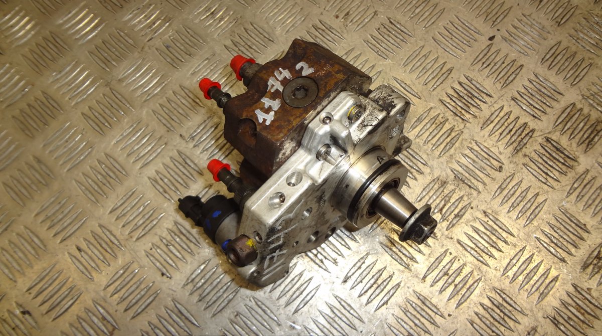 Renault Espace Fuel injection pump, diesel 04450010033 Fuel injection pump, diesel RENAULT...